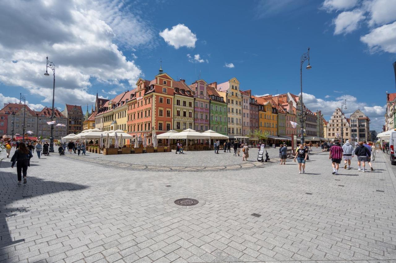 Market Square Corner Apartment Kuznicza By Noclegi Renters Wrocław Exterior foto