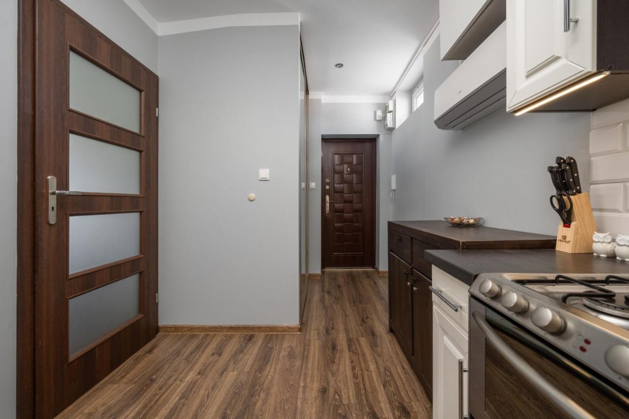 Market Square Corner Apartment Kuznicza By Noclegi Renters Wrocław Exterior foto