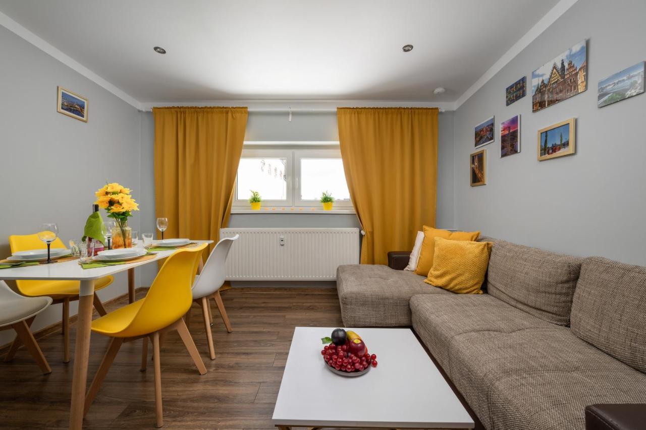 Market Square Corner Apartment Kuznicza By Noclegi Renters Wrocław Exterior foto